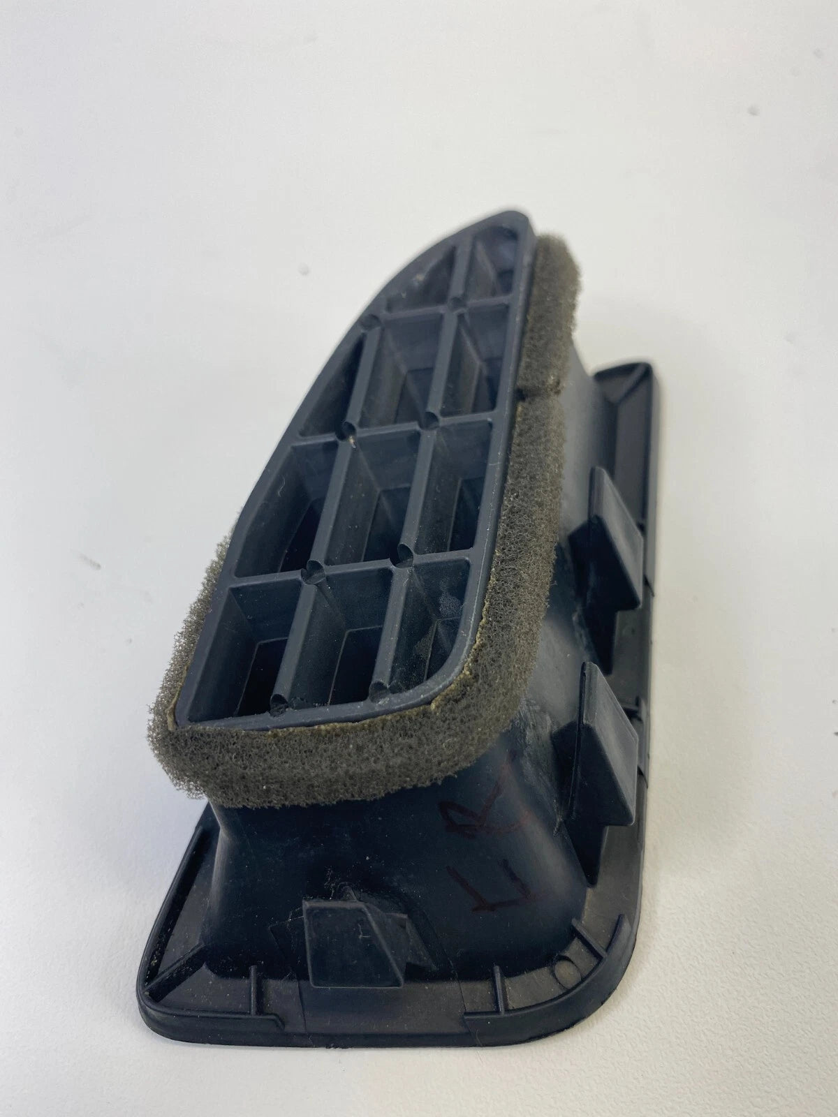 2011-2016 HYUNDAI ELANTRA SEDAN RIGHT DASH DEFROSTER A/C AC AIR VENT GRILLE OEM