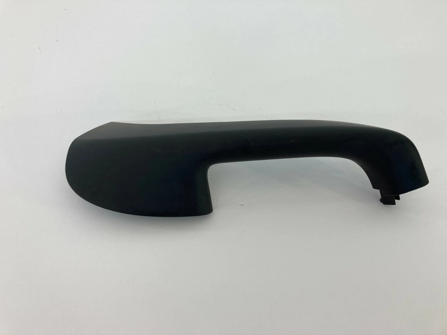 2010-2014 VW VOLKSWAGEN JETTA REAR LEFT SIDE DOOR PULL HANDLE TRIM RR LH OEM