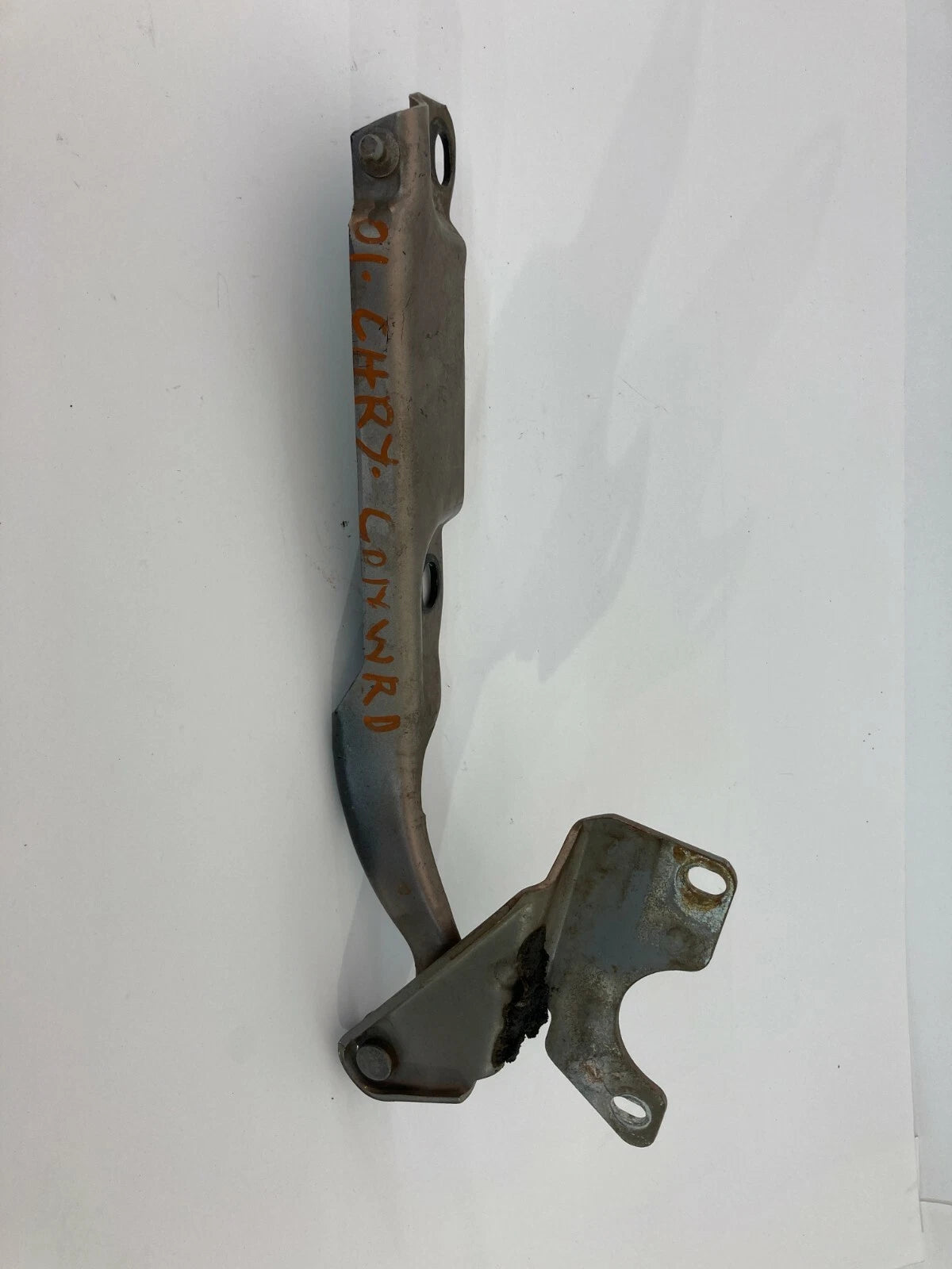 2000 2001 CHRYSLER LHS FRONT RIGHT PASSENGER SIDE HOOD BONNET HINGE BRACKET OEM