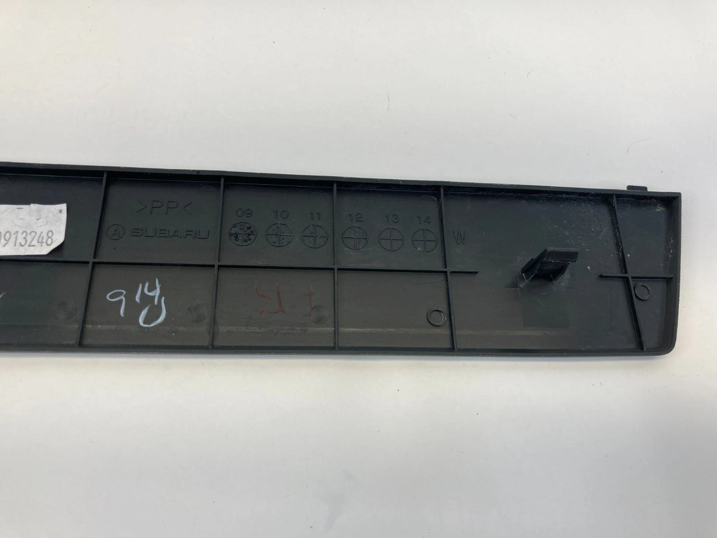 10-14 SUBARU OUTBACK LEGACY FRONT RIGHT PASSENGER DOOR SILL SCUFF PLATE COVER RH