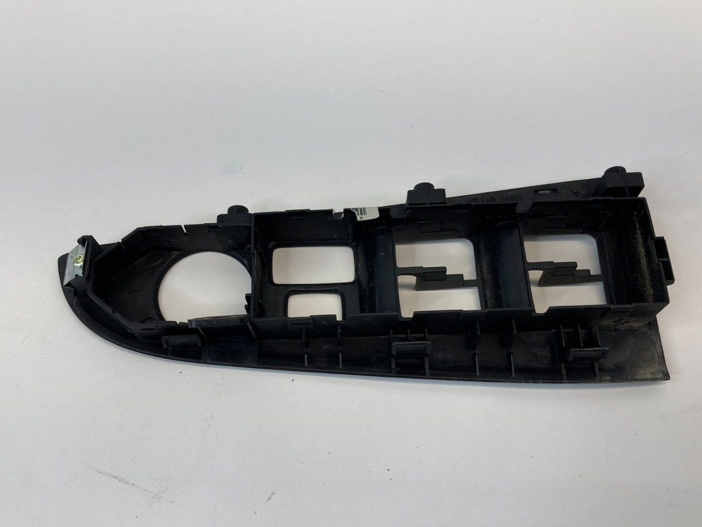 2007-2010 Hyundai Elantra Front Left Door Power Window Switch Bezel 93570-2H010