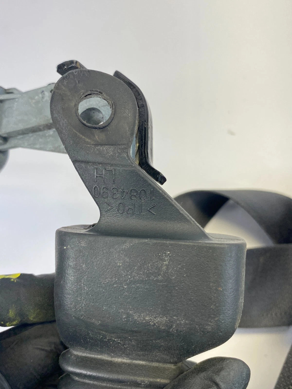 2012-2015 KIA OPTIMA FRONT LEFT SEAT BELT RETRACTOR W/ PRETENSIONER ASSY OEM