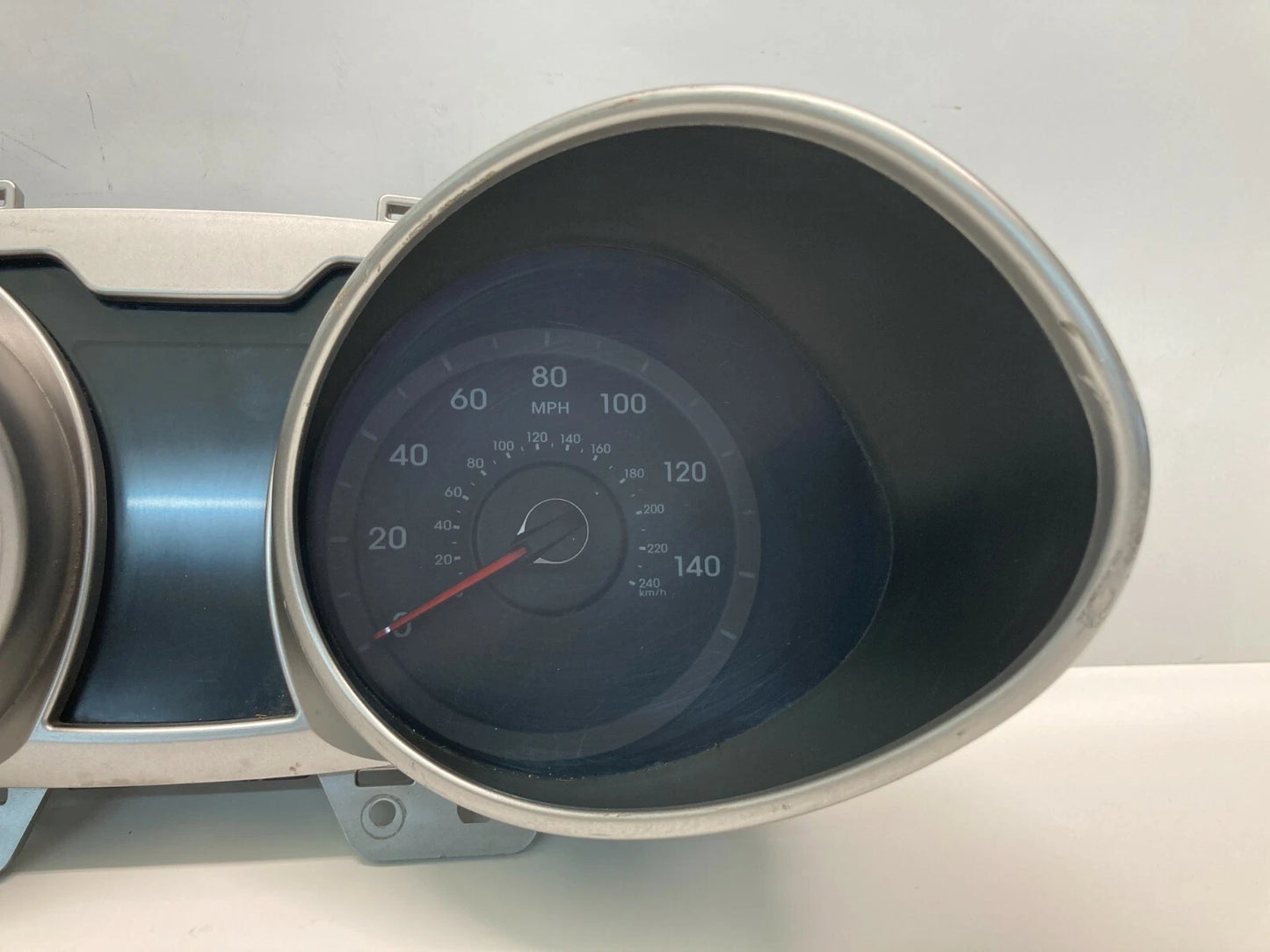 2012-2015 HYUNDAI VELOSTER COUPE AT INSTRUMENT CLUSTER SPEEDOMETER UNK MILES OEM