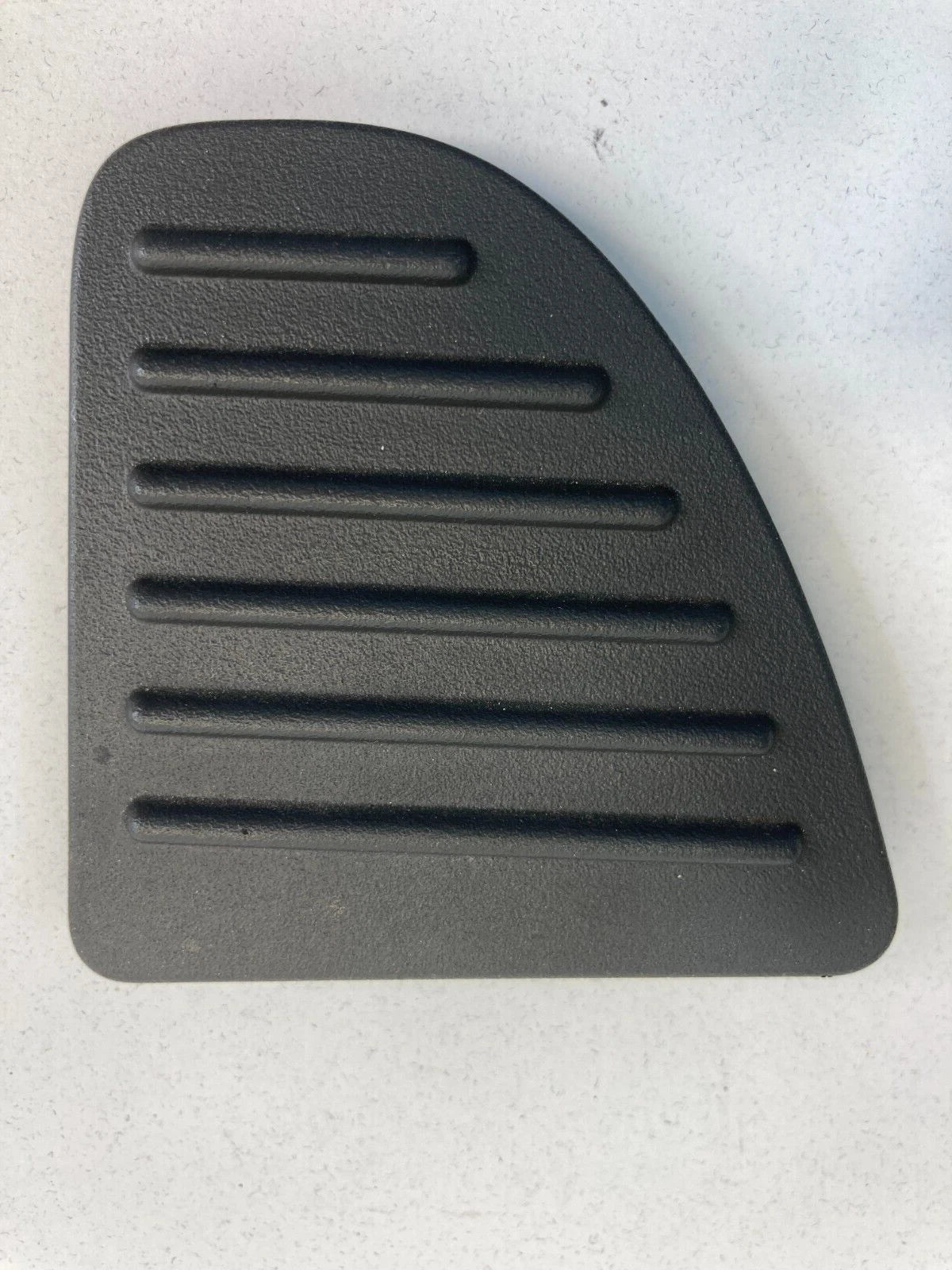 2004-2008 FORD F-150 FRONT PASSENGER HEADREST INNER BEZEL TRIM COVER OEM 580698