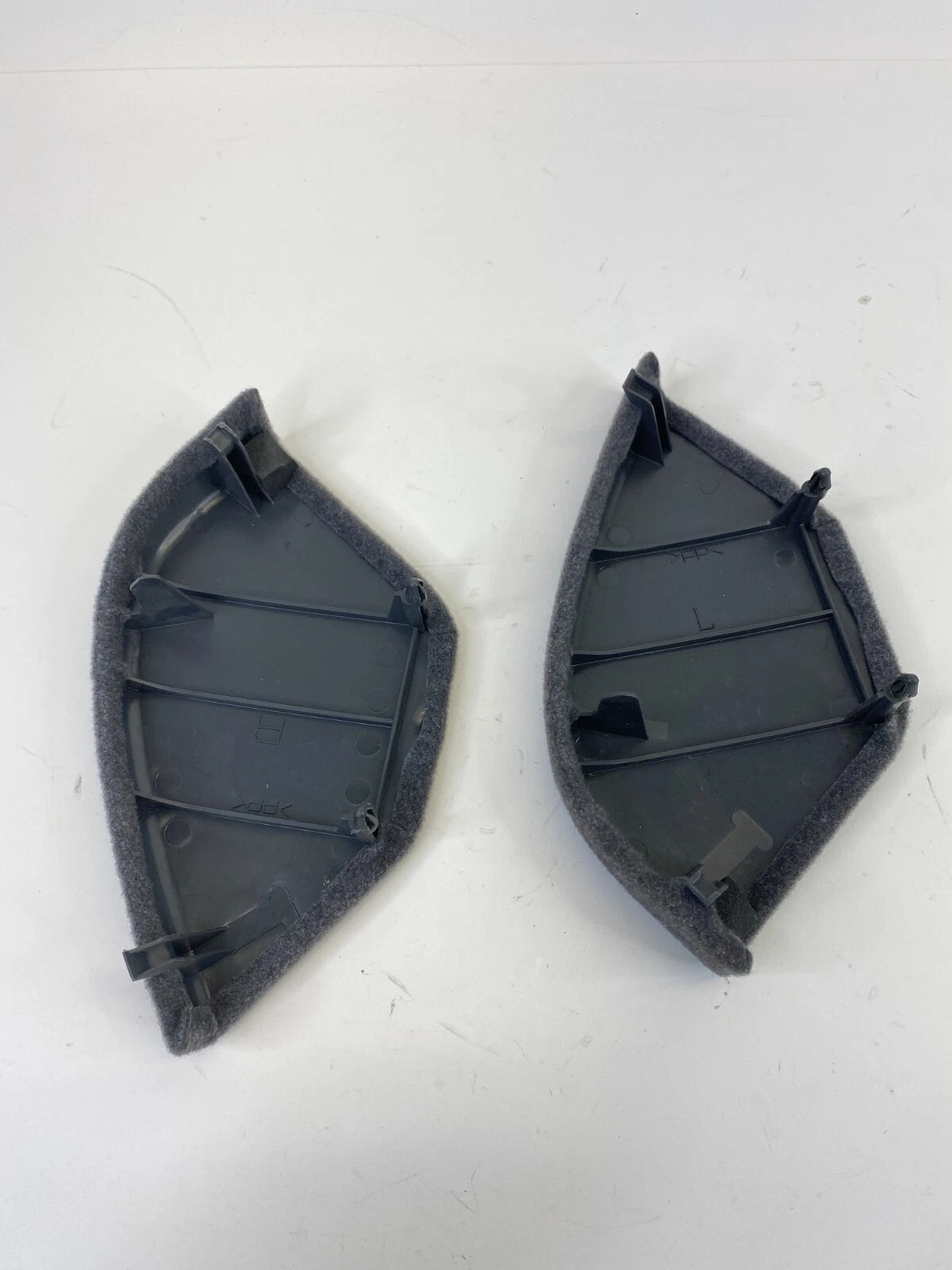 2001 2002 2003 2004 2005 2006 LEXUS LS430 ACCESS TAILGATE LAMP CAP COVER SET OEM