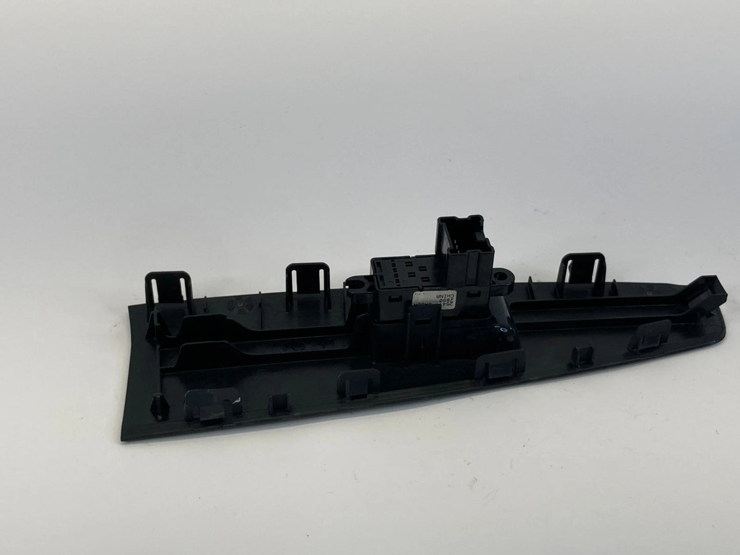 07 08 09 10 11 Nissan Altima Rear Right Back Door Window Switch w/ Bezel OEM