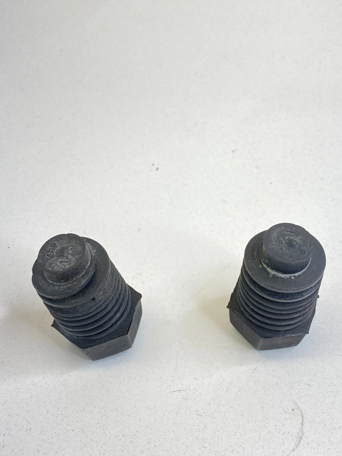 1996-2005 GMC SAFARI FRONT HOOD RUBBER CUSHION BUFFER STOPPER BUMPER PAIR OEM