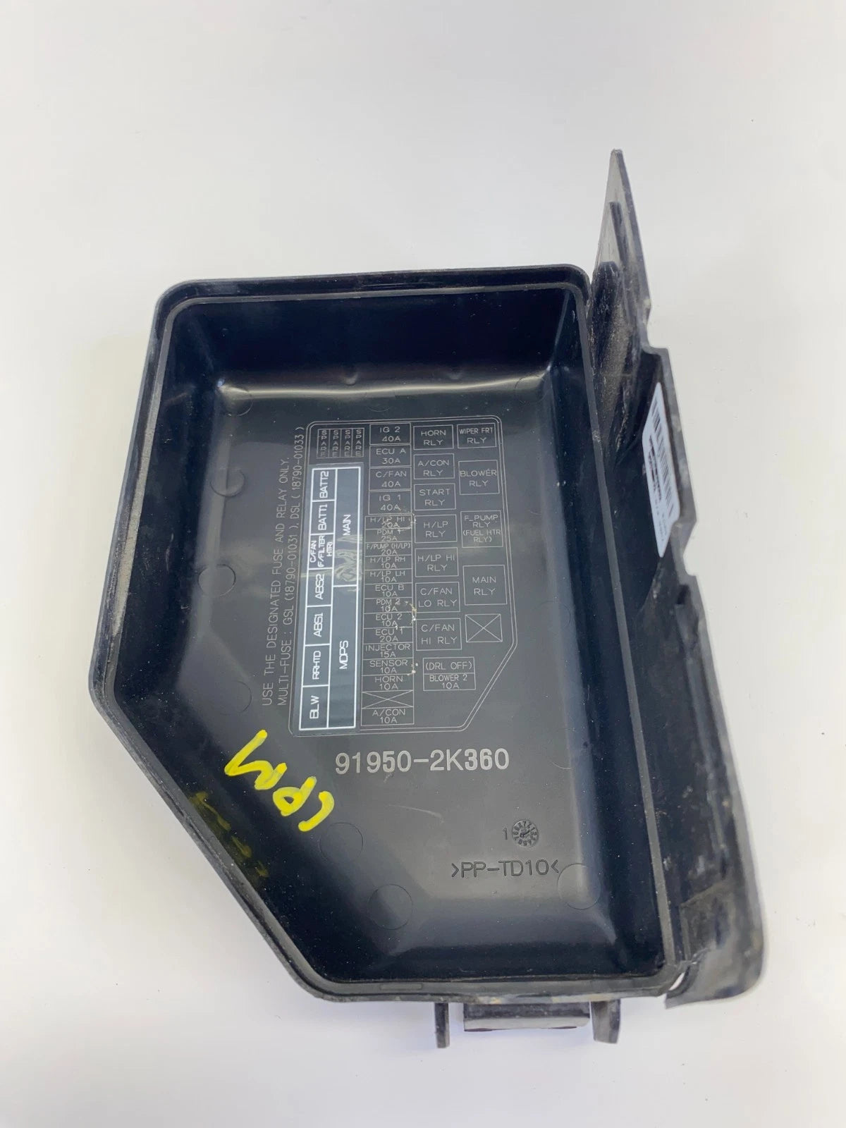 2010-2013 KIA SOUL 2.0L L4 A/T ENGINE COMPARTMENT FUSE BOX CAP COVER LID OEM