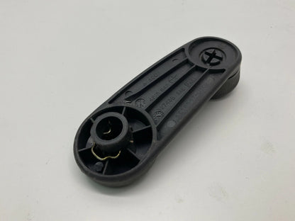 95 96 97 98 DODGE NEON FRONT RIGHT PASSENGER MANUAL WINDOW HAND CRANK HANDLE