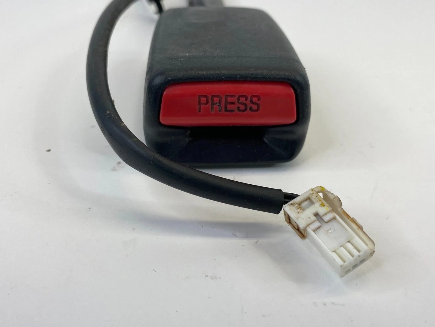 2003 2004 2005 NISSAN MURANO FRONT LEFT DRIVER SEAT BELT BUCKLE RECEIVER LH