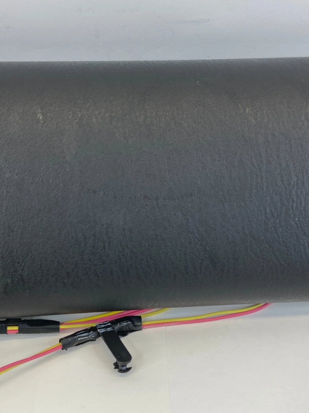 2005 05 CHRYSLER PT CRUISER CONVERTIBLE ROOF CENTER ROLL BAR COVER WITH LAMPS