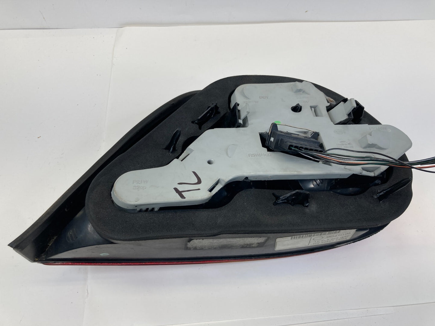 2000-2004 Jaguar S-Type Rear Left Side Tail Light Taillight Assy XR83-13405-AH