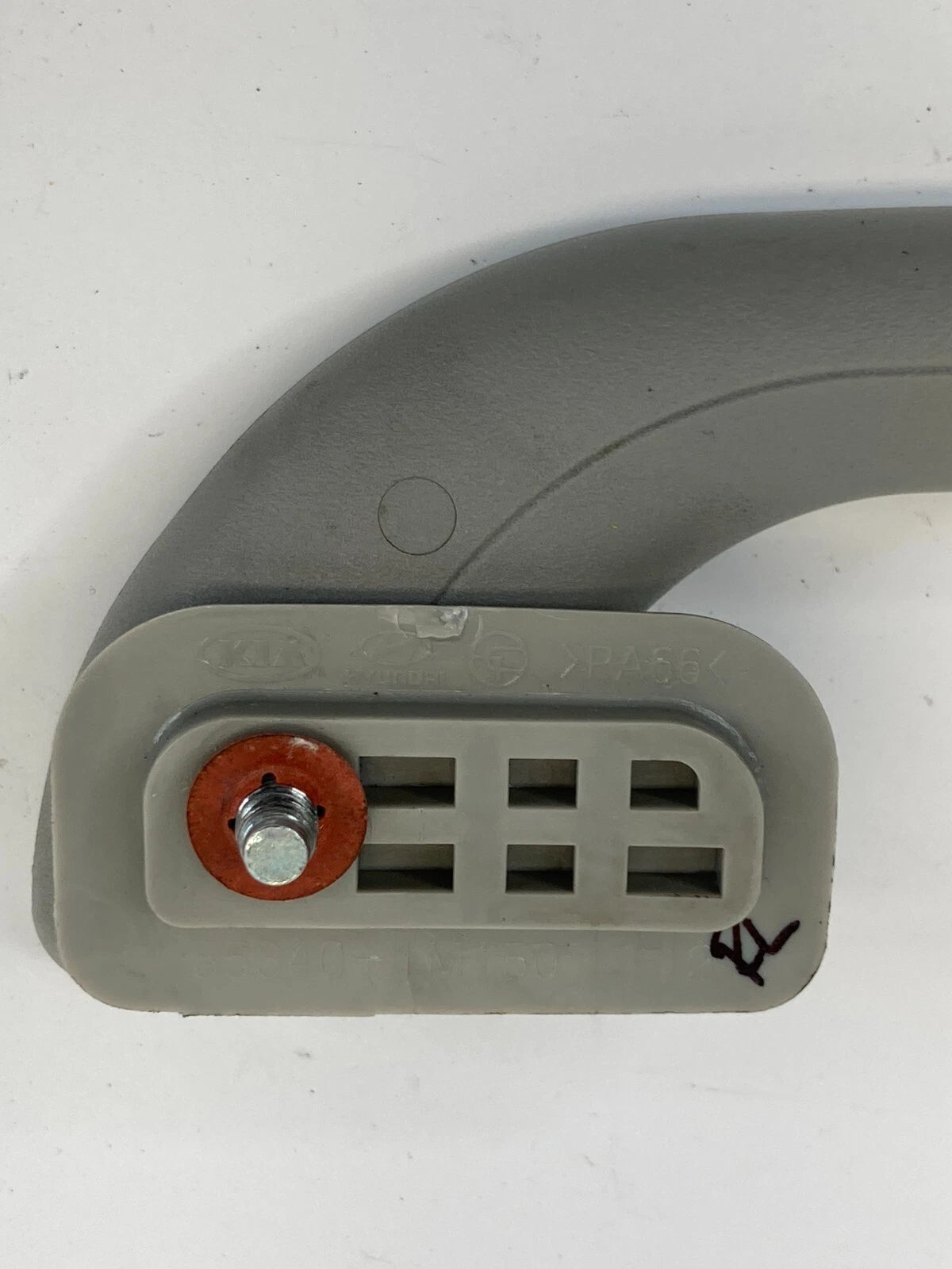 2010-2013 KIA FORTE REAR LEFT SIDE UPPER ROOF GRAB HANDLE 85340 1M050