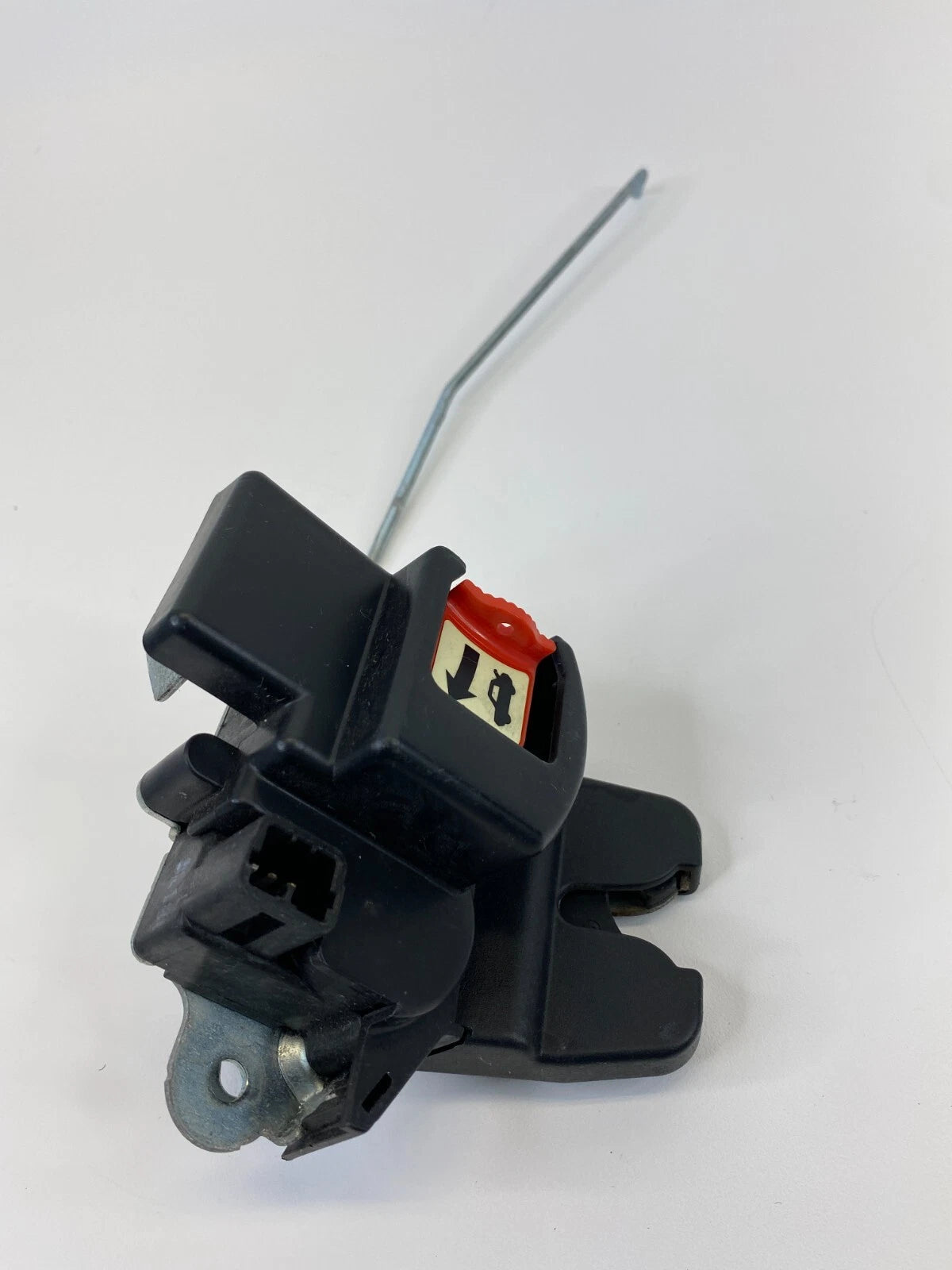 12-17 HYUNDAI ACCENT SEDAN TRUNK LID TAILGATE LOCK LATCH RELEASE ACTUATOR OEM