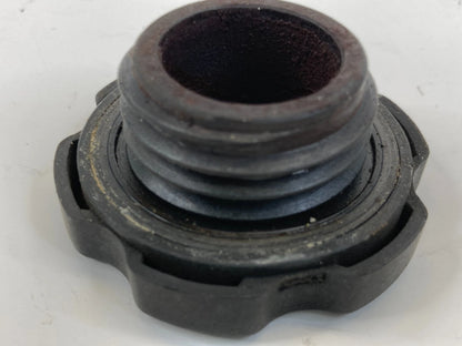 2003-2006 KIA SORENTO 3.5L V6 16V ENGINE OIL FILLER FLUID CAP OEM