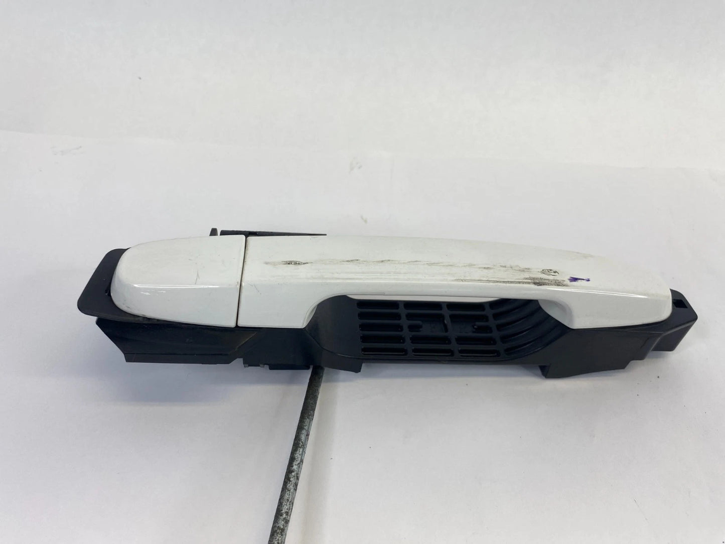 2009-2013 TOYOTA COROLLA FRONT RIGHT PASSENGER EXTERIOR OUTER DOOR HANDLE OEM