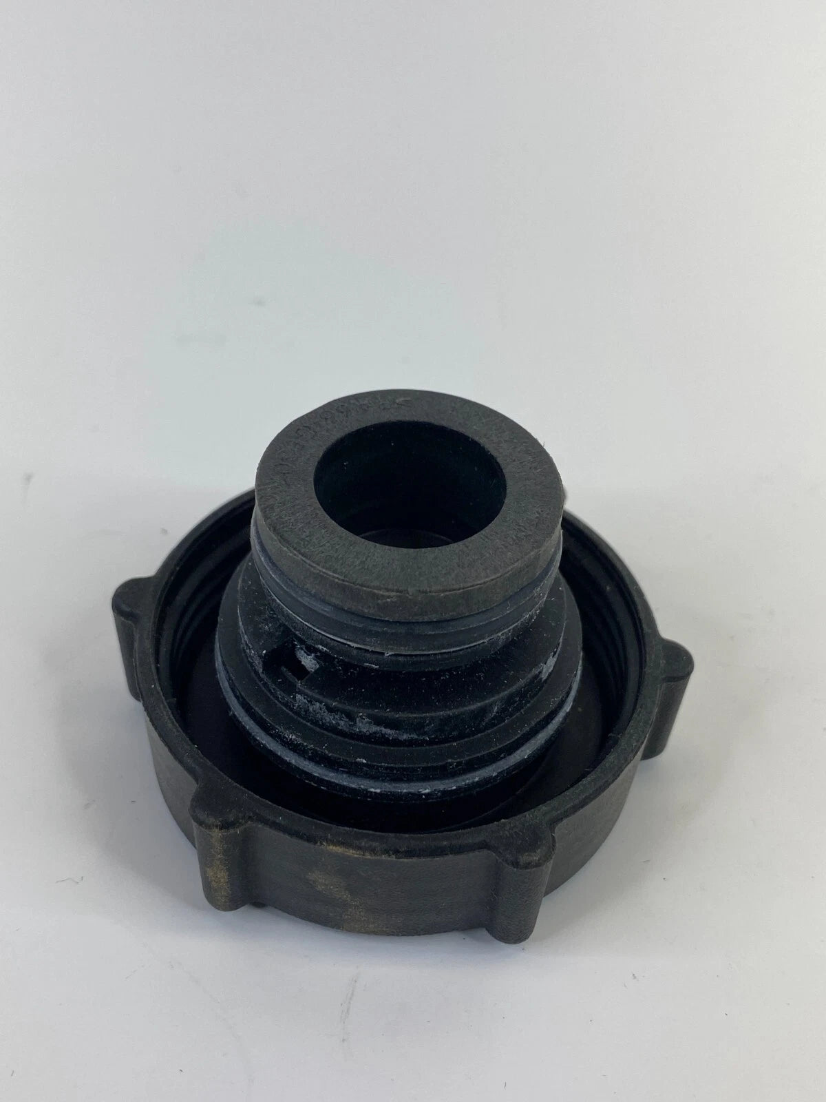 2001-2012 FORD ESCAPE RADIATOR ENGINE COOLANT RESERVOIR CAP LID COVER YL848100AA