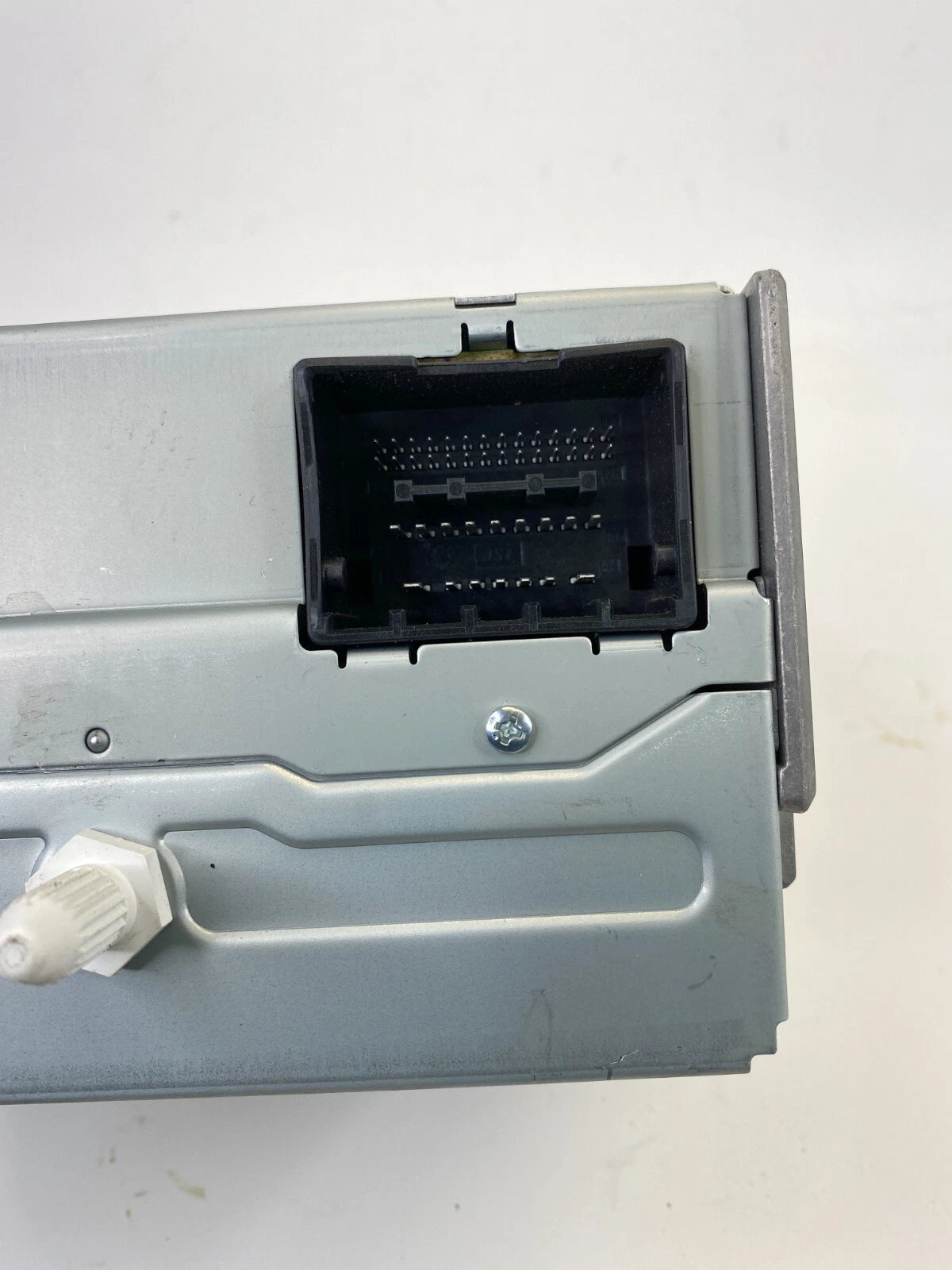 14-16 CHEVROLET MALIBU RADIO AM/FM CD DISC PLAYER STEREO RECEIVER 23161215 OEM