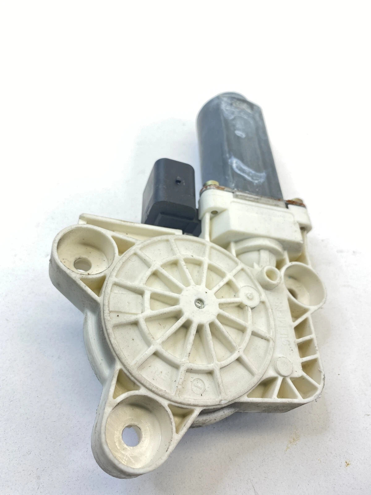 03-06 MERCEDES-BENZ E500 03-09 E320 REAR LEFT DOOR WINDOW MOTOR A2118202342 OEM