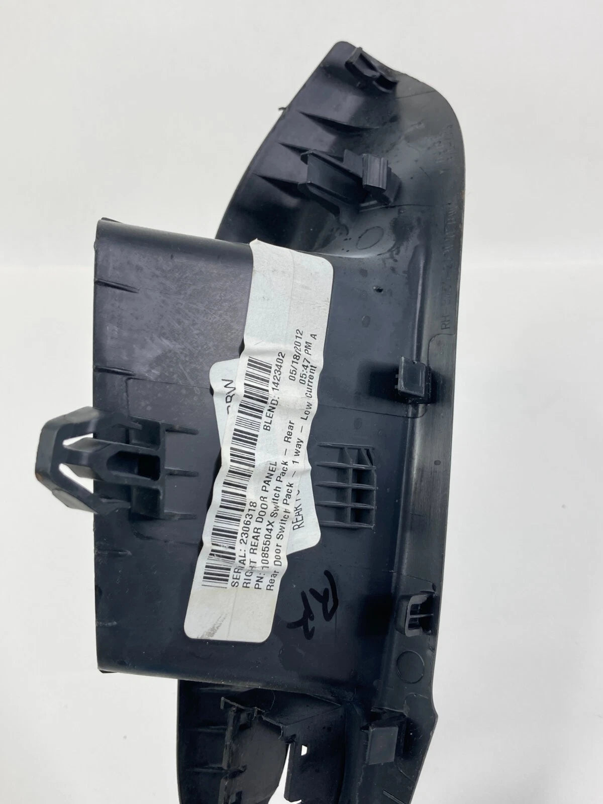 2012-2018 FORD FOCUS REAR RIGHT DOOR WINDOW SWITCH BEZEL TRIM PANEL 1085504X OEM