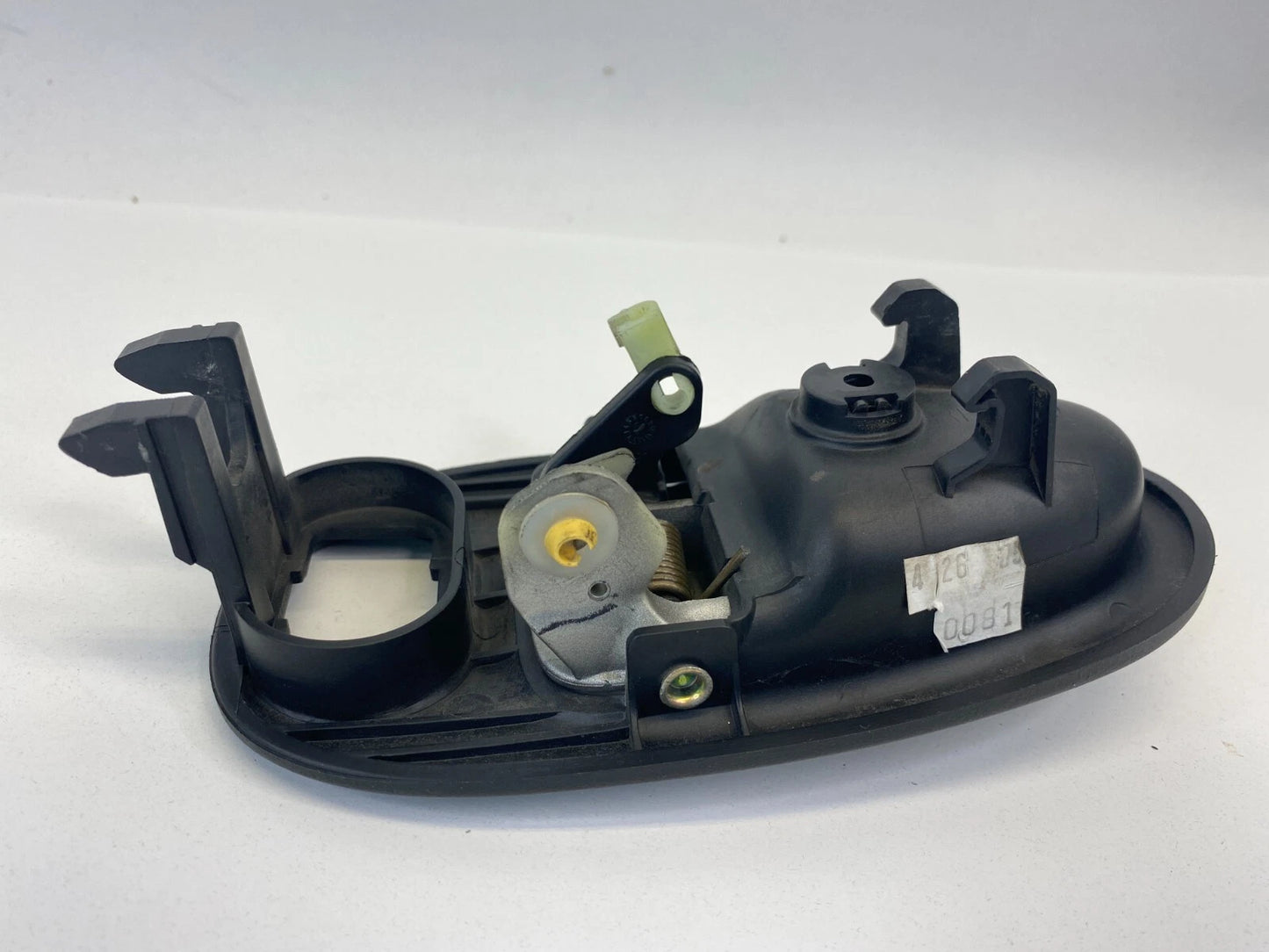 2002-2005 SATURN VUE FRONT RIGHT PASSENGER INNER DOOR HANDLE 22710829 OEM