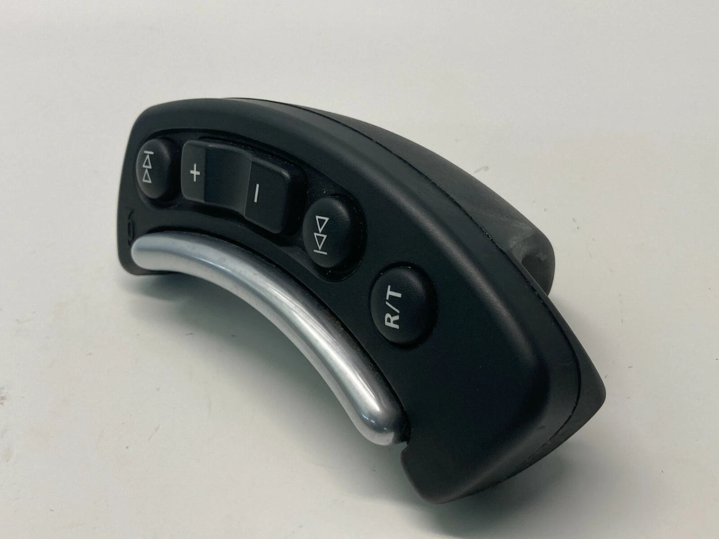 2003 2004 2005 LAND ROVER FREELANDER RADIO AUDIO VOLUME SWITCH BUTTON 6901281