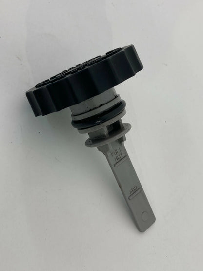 2005 CHRYSLER 300 3.5 SEDAN POWER STEERING FLUID RESERVOIR FILLER CAP LID BLACK