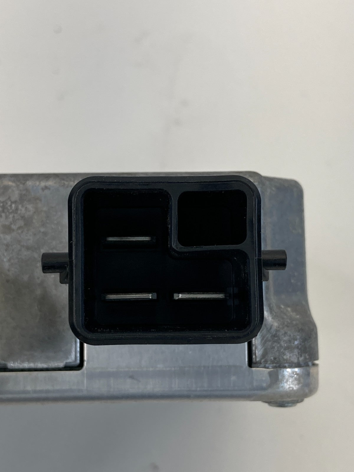 2008-2010 Toyota Highlander Power Steering Control Module 89650-48060 OEM