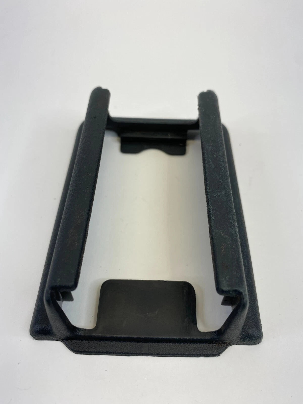 2011-2023 DODGE CHARGER FRONT LEFT SIDE SEAT TRACK RAIL COVER CAP TRIM L0202140