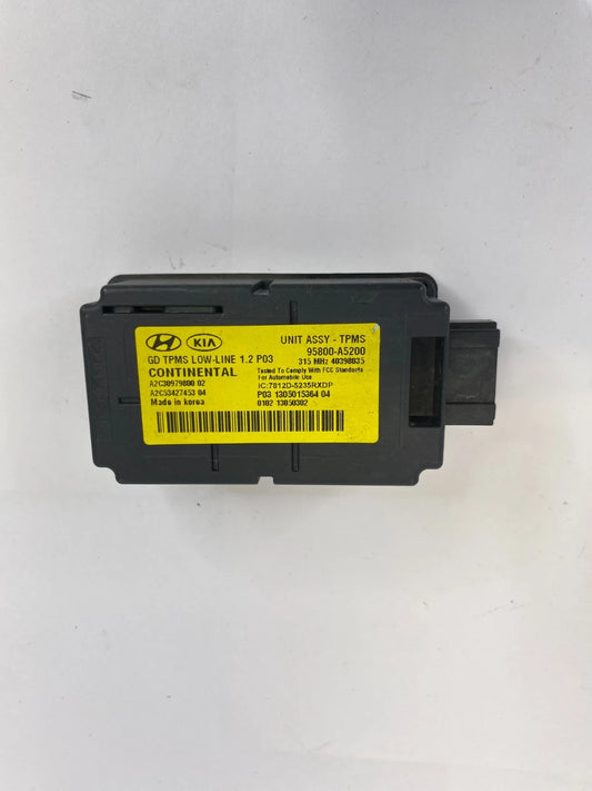 2013-2015 HYUNDAI ELANTRA GT TPMS TIRE PRESSURE MONITOR MODULE 95800-A5200 OEM