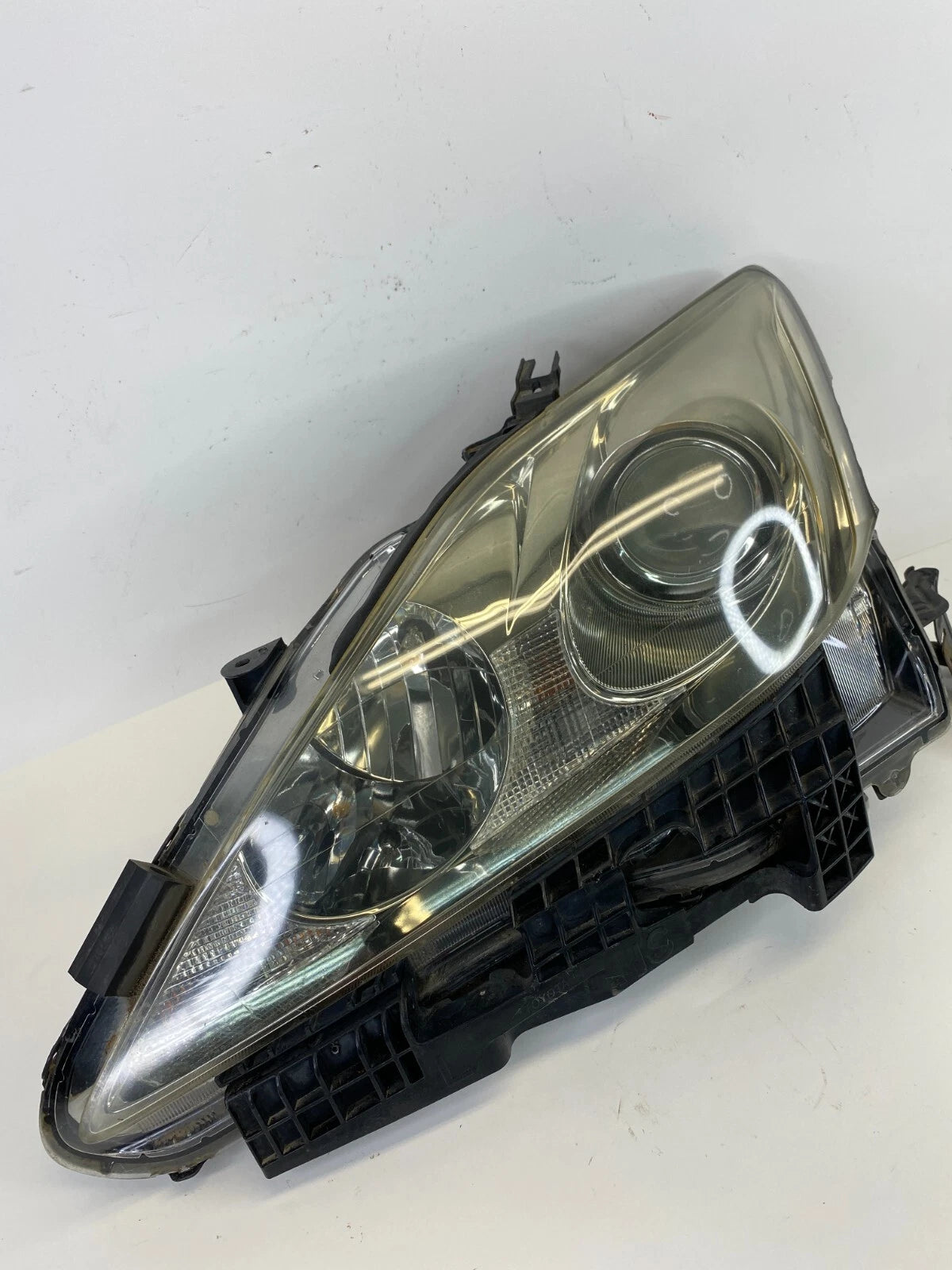 06 07 08 LEXUS IS250 IS250 LEFT DRIVER HEADLIGHT HEADLAMP HALOGEN 5211653020 OEM