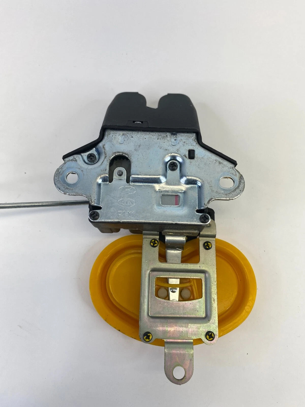 06-10 HYUNDAI ELANTRA SEDAN REAR BACK TRUNK LID LOCK LATCH ACTUATOR RELEASE OEM