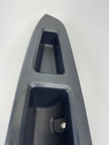 2006-2013 CHEVY IMPALA REAR RIGHT SIDE DOOR WINDOW SWITCH COVER BEZEL 1799354