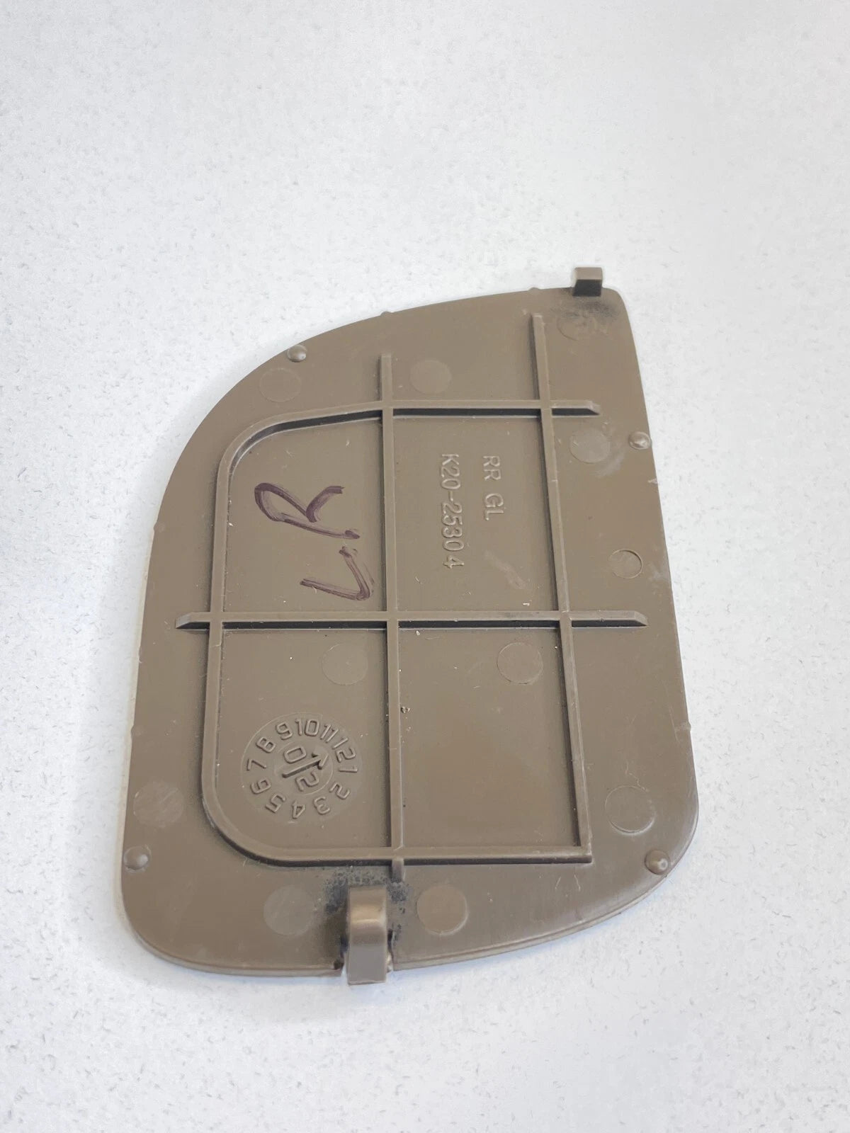 2003-2007 HONDA ACCORD REAR LEFT DOOR HANDLE SCREW CAP COVER BROWN OEM FACTORY
