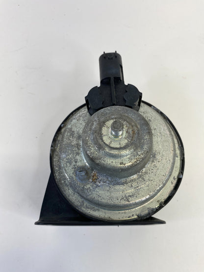 2006 06 BMW 330xi Sedan Low Tone Horn Note Alarm Siren E30055306 OEM