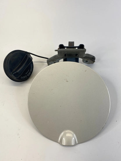 2007-2010 LINCOLN MKX FUEL FILLER FUEL TANK DOOR W/ CAP ASSEMBLY OEM