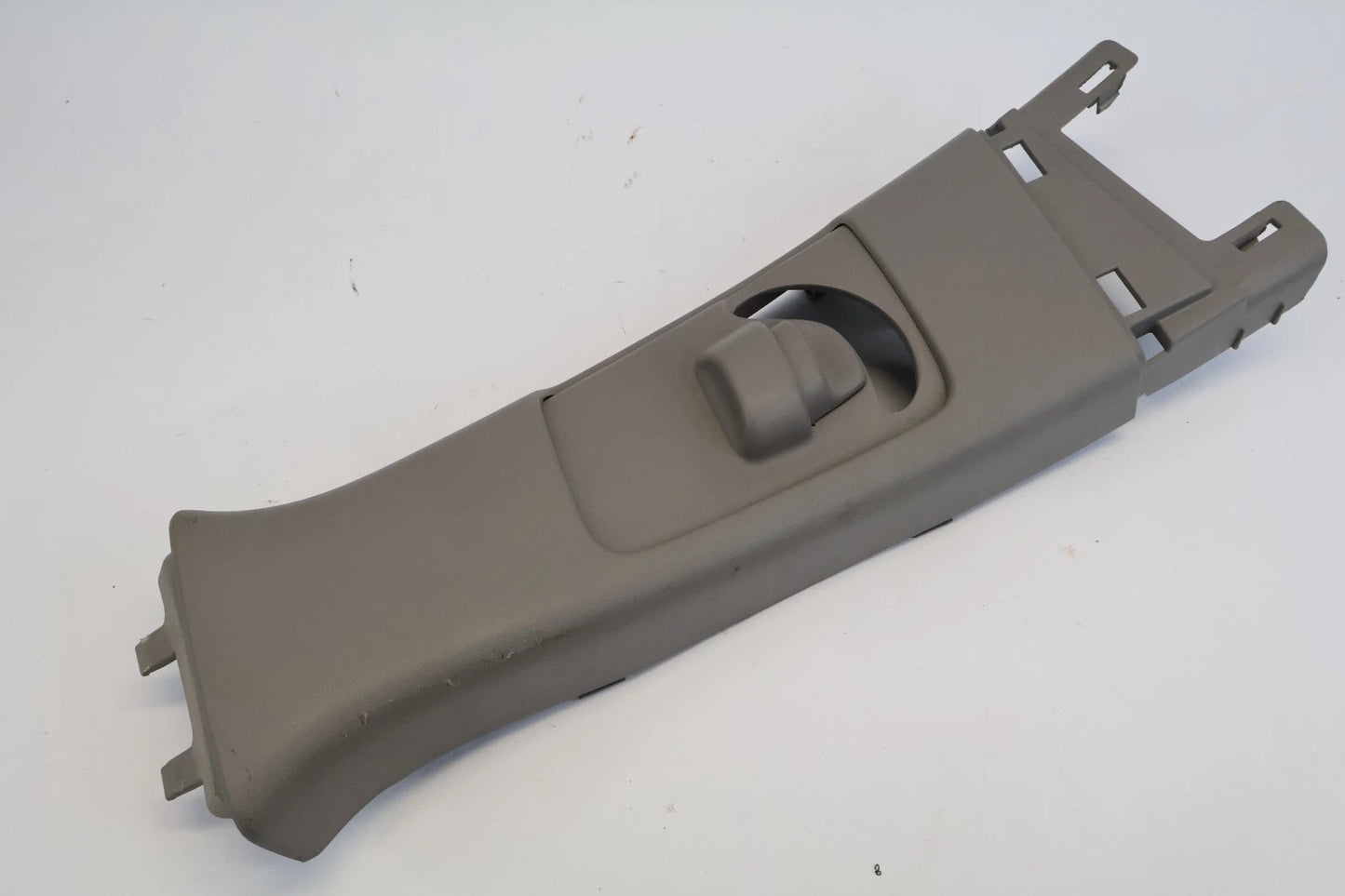 2008-2012 HONDA ACCORD LEFT UPPER B PILLAR COVER TRIM W/ SEAT BELT ADJUSTER OEM