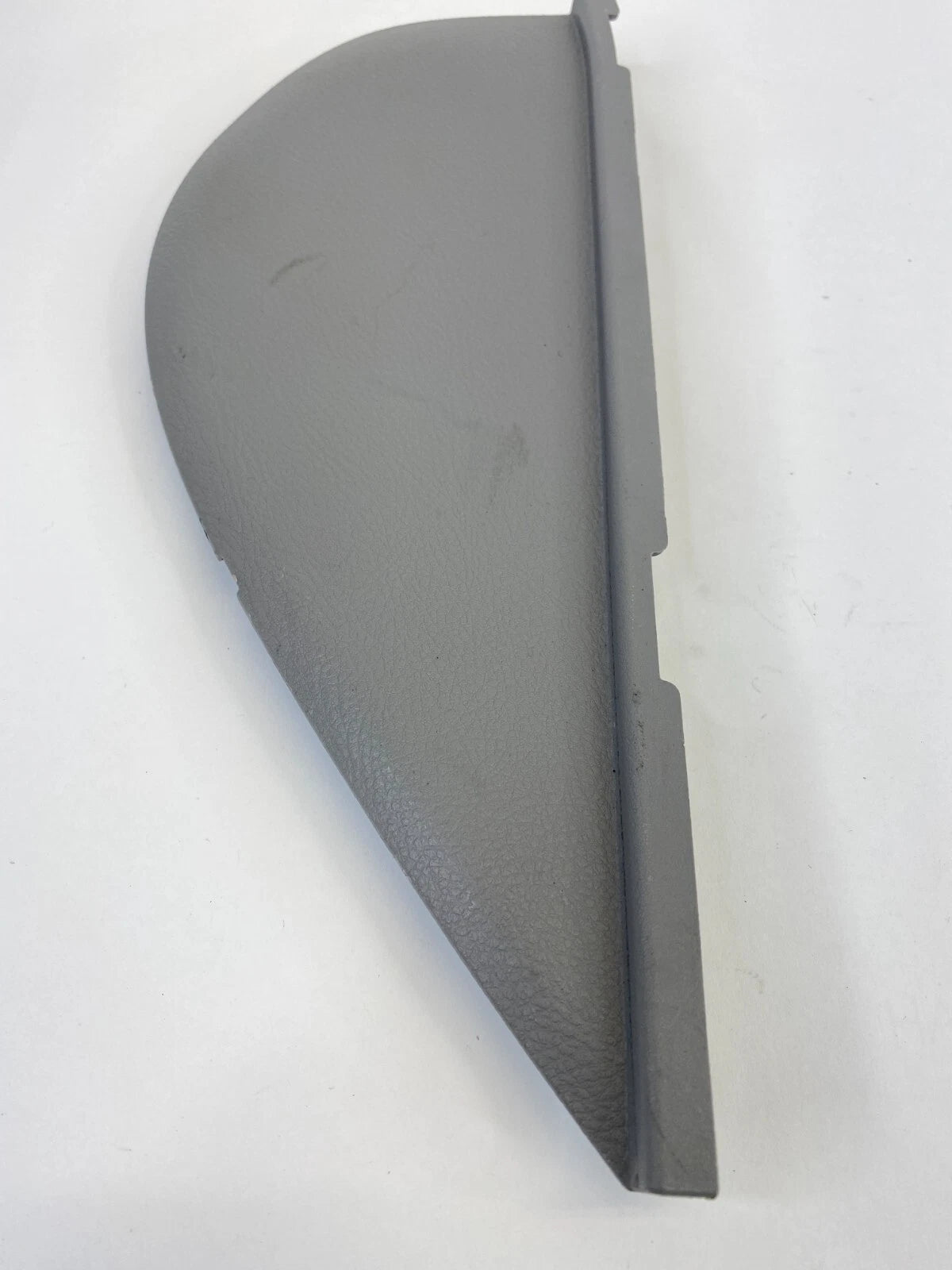 2007-2009 HYUNDAI SANTA FE FRONT RIGHT SIDE DRIVER DASH END CAP 84766-2B000 OEM