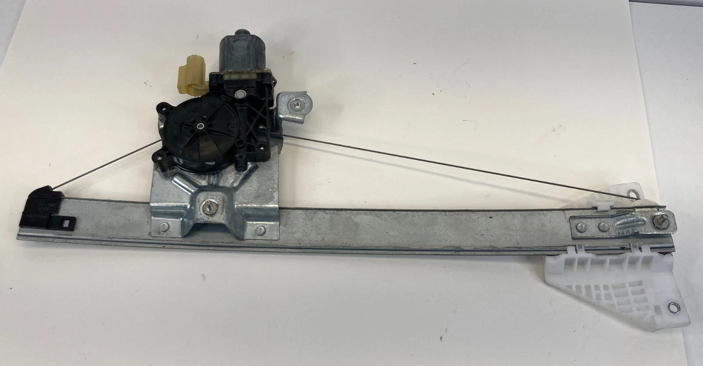 2013-2019 FORD ESCAPE REAR RIGHT SIDE DOOR WINDOW REGULATOR W/ MOTOR CM093180-06
