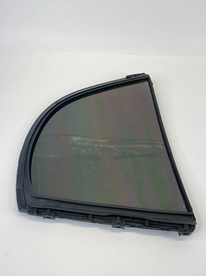 98-05 LEXUS GS300 GS400 REAR LEFT DOOR VENT WINDOW QUARTER GLASS 68189-30100 OEM