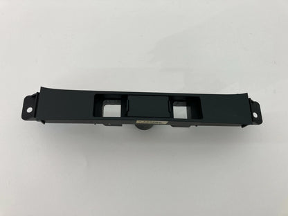 07 08 HYUNDAI ENTOURAGE ESC OFF WINDSHIELD WASH WIPER SWITCH BEZEL 93700-4D200