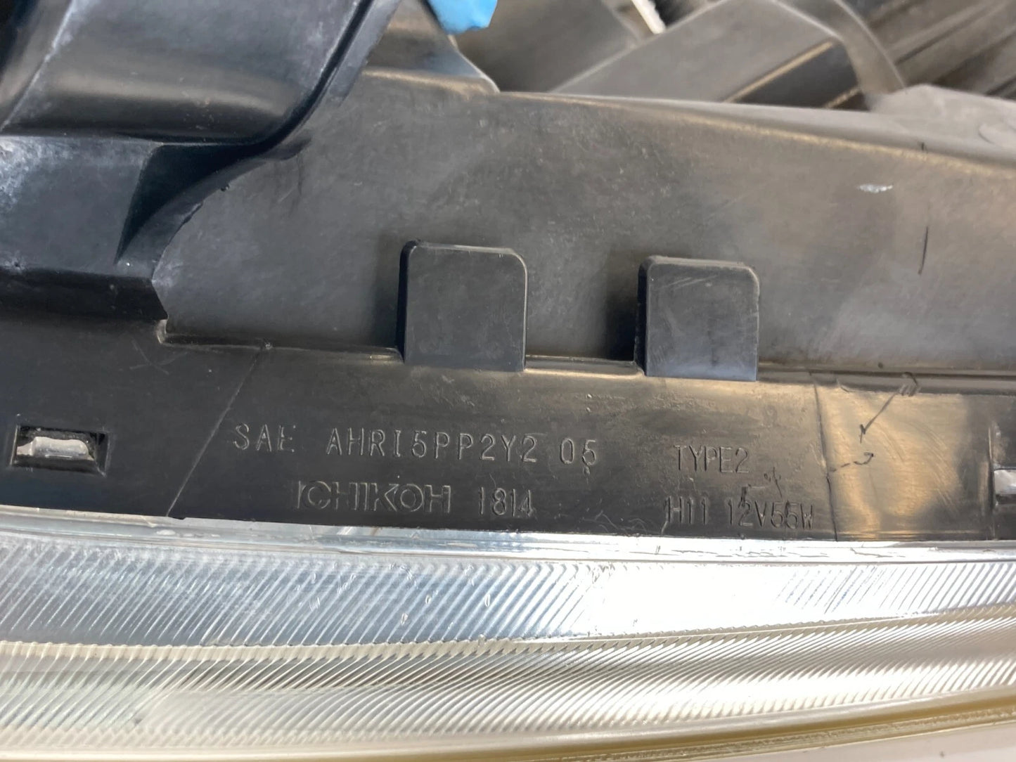 2008-2013 NISSAN ROGUE FRONT LEFT DRIVER HEADLIGHT LIGHT HEADLAMP LAMP HALOGEN