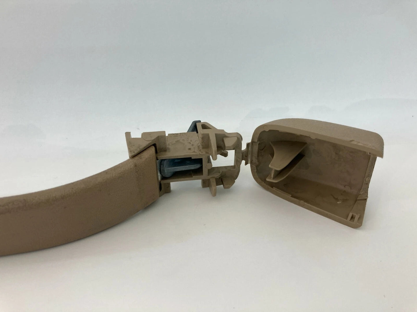 2003-2006 ISUZU ASCENDER REAR LEFT SIDE ROOF GRAB GRIP HANDLE ASSIST VJ4705 OEM