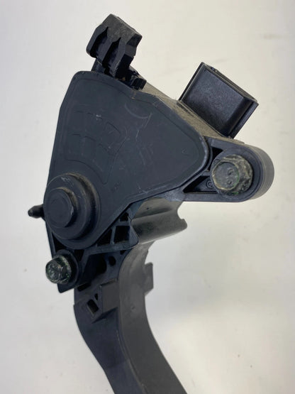 2013-2019 NISSAN SENTRA S SV SR SL ACCELERATOR GAS PEDAL ASSEMBLY 18002-3RA0 OEM