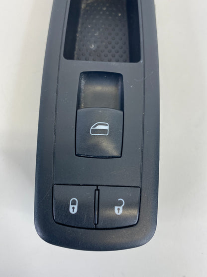 2009-2011 Chrysler Town & Country Front Right Door Power Window Switch 04602544