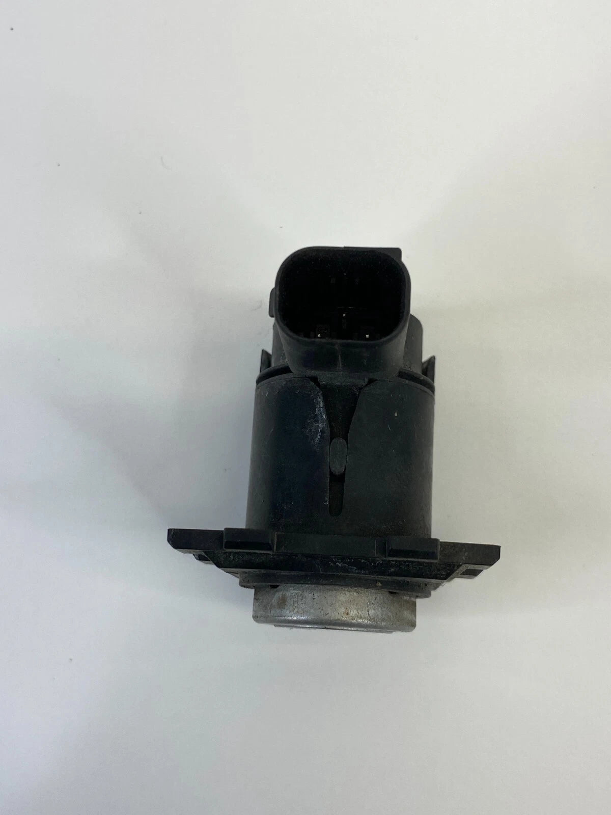 02-05 BMW 745LI REAR BUMPER PARKING AID ASSIST DISTANCE SENSOR 6913938 OEM