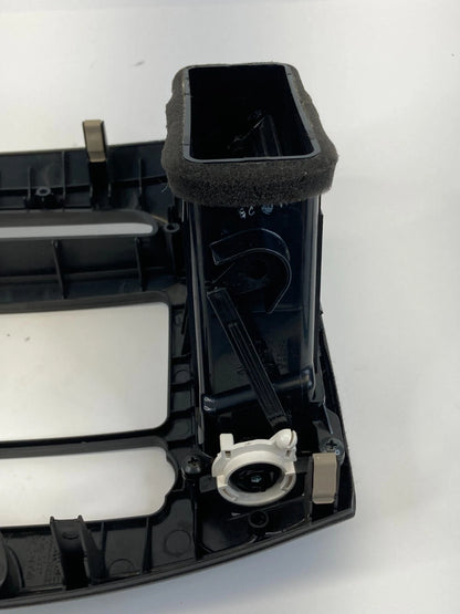 07-10 HYUNDAI ELANTRA CENTER DASH RADIO BEZEL CLIMATE CONTROL TRIM W AIR VENT