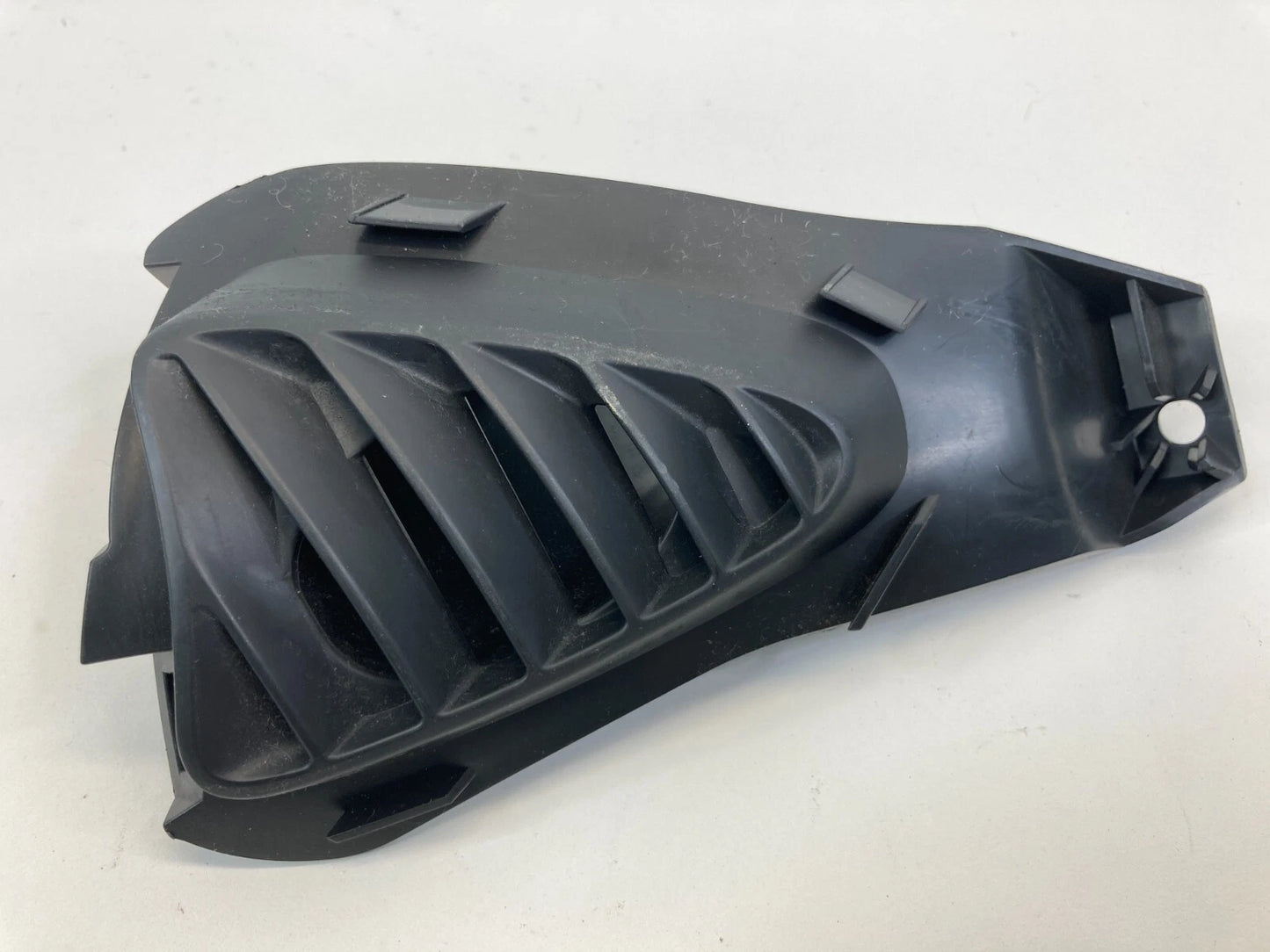 2011-2017 NISSAN JUKE DASH RIGHT PASSENGER SIDE DEFROSTER VENT GRILLE OUTLET OEM