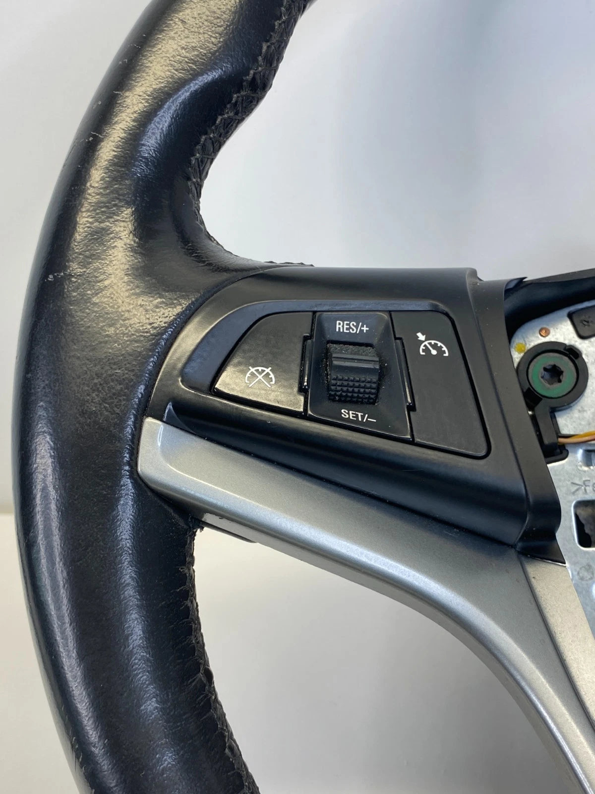 2011-2015 CHEVROLET CRUZE STEERING WHEEL RADIO & CRUISE CONTROL SWITCH 95227510