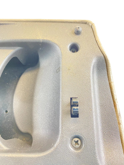 99 00 01 02 03 04 05 PONTIAC GRAND AM CENTER CONSOLE LID ARMREST ARM REST OEM
